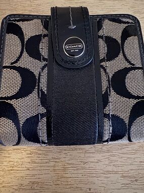 Coach Black Signature Canvas Fold Wallet